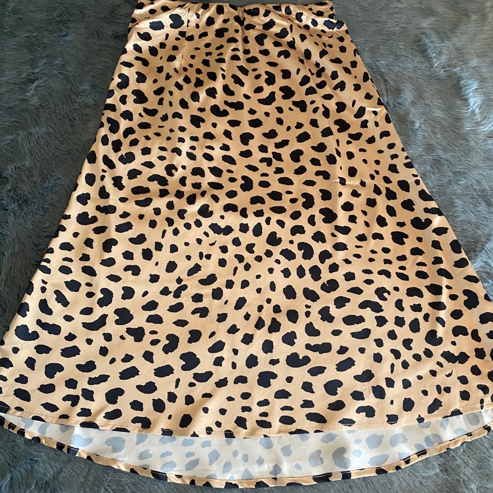Leopard 90s Inspired Satin Skirt - New - Picture 6 of 7